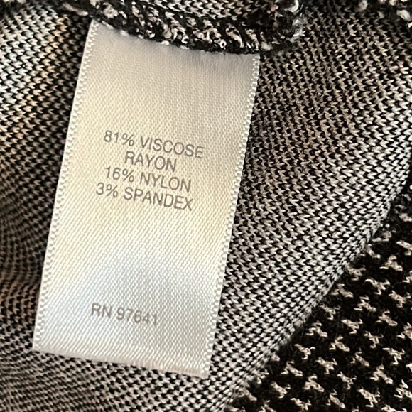 J.Jill Black & White Stretch Ponte Dress – Size Medium, EUC - Picture 9 of 9